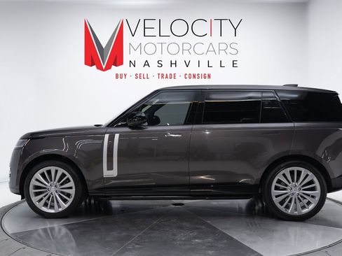 Used 2022 Land Rover Range Rover Long Wheelbase First Edition image 9