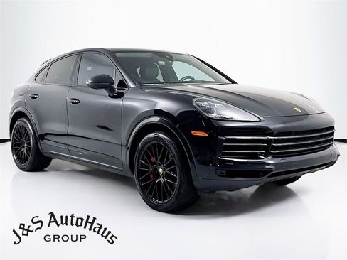 Used 2022 Porsche Cayenne Platinum Edition w/ Premium Package Plus image 1