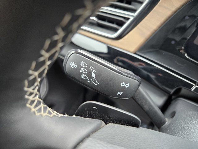 Used 2024 Volkswagen Atlas SE AWD/4WD image 20
