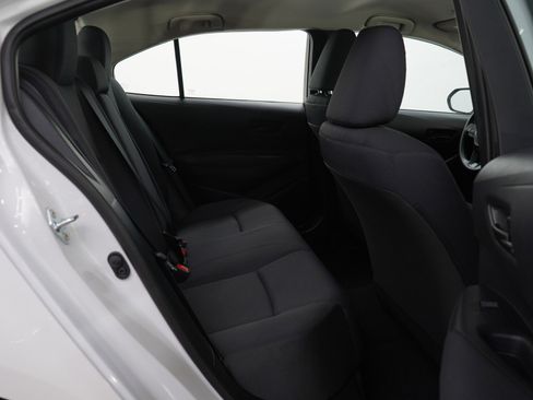 Used 2025 Toyota Corolla LE FWD image 13