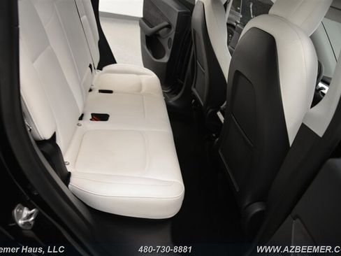Used 2022 Tesla Model Y Performance AWD/4WD image 24