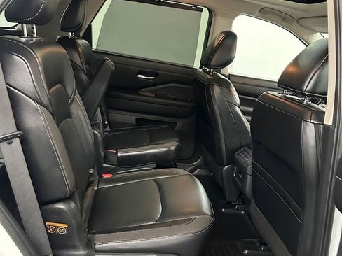 Used 2023 Nissan Pathfinder SL w/ SL Premium Package AWD/4WD image 35