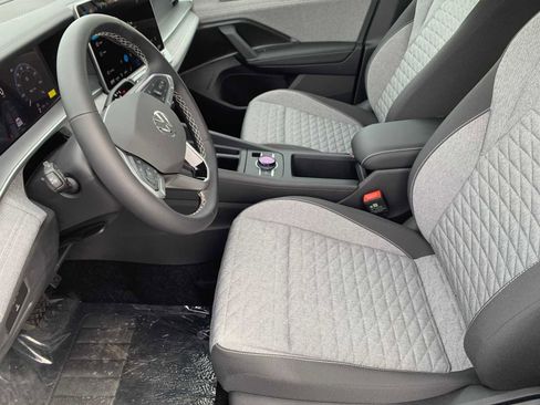 New 2026 Volkswagen Tiguan S AWD/4WD image 6