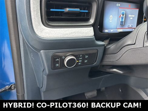 New 2025 Ford Maverick XLT image 8