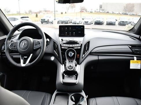 New 2026 Acura RDX SH-AWD image 18