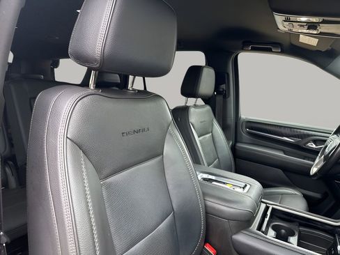 Used 2021 GMC Yukon Denali image 15