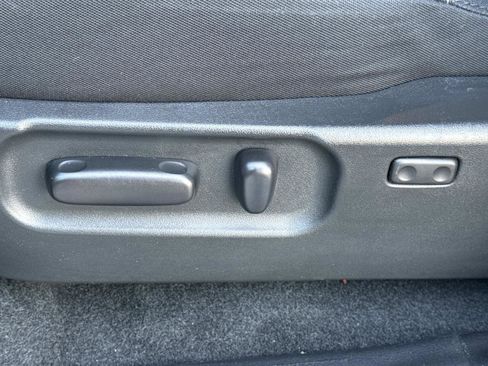 Used 2022 Toyota Tacoma TRD Sport image 15