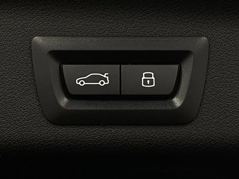 Certified 2025 BMW X1 xDrive28i image 6