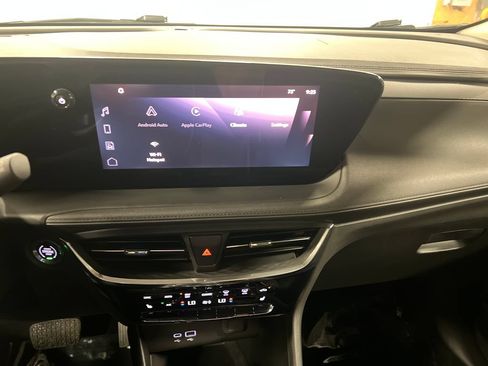 Certified 2024 Buick Encore GX Avenir w/ Avenir Convenience Package AWD/4WD image 23