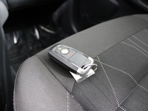 Used 2019 Ford EcoSport SE w/ SE Convenience Package FWD image 13