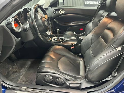 Used 2016 Nissan 370Z Coupe image 14