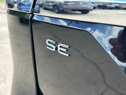 New 2026 Volkswagen Atlas SE FWD image 46