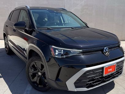 Certified 2025 Volkswagen Taos SE
