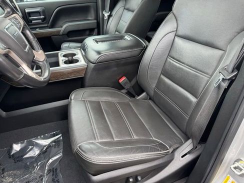 Used 2019 GMC Sierra 2500 Denali w/ Duramax Plus Package image 5