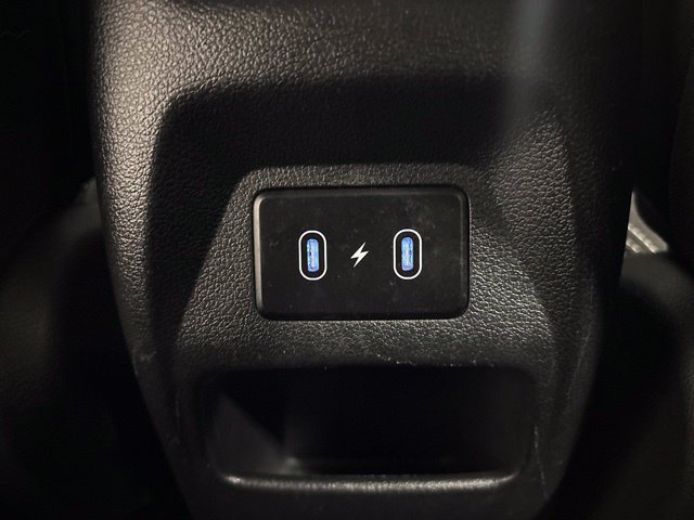 Used 2025 Hyundai Venue SEL FWD image 27