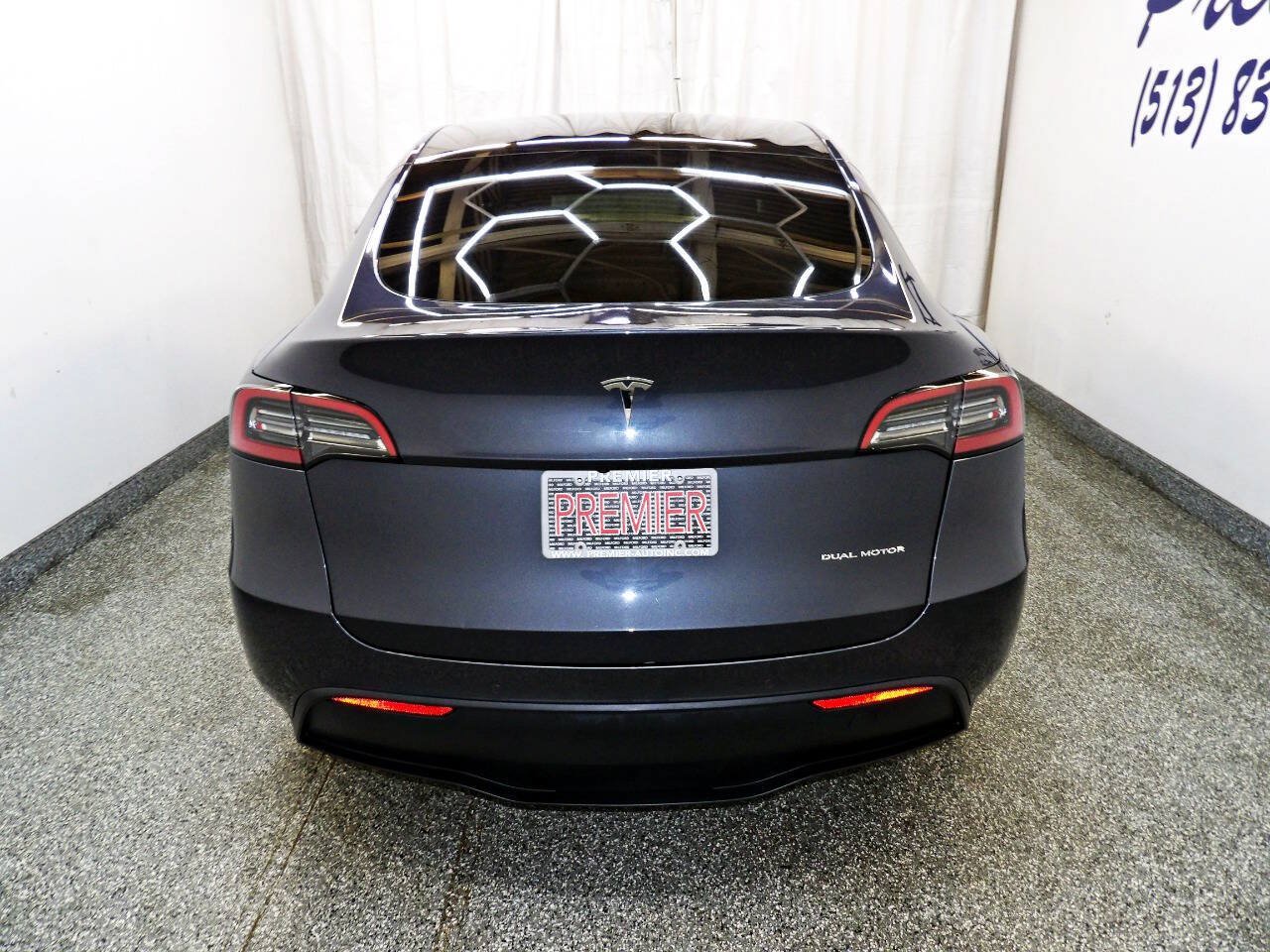 Used 2022 Tesla Model Y Long Range AWD/4WD image 5