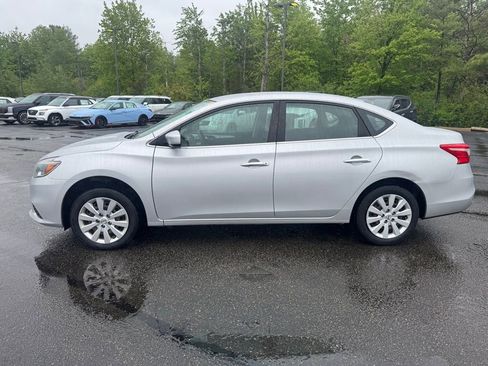 Used 2016 Nissan Sentra S FWD image 2