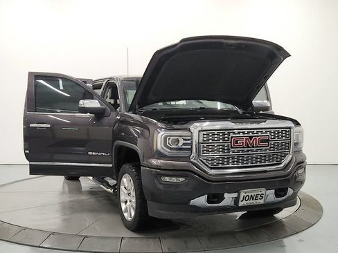 Used 2016 GMC Sierra 1500 Denali AWD/4WD image 10