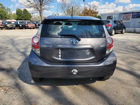 Used 2013 Toyota Prius C Two image 6