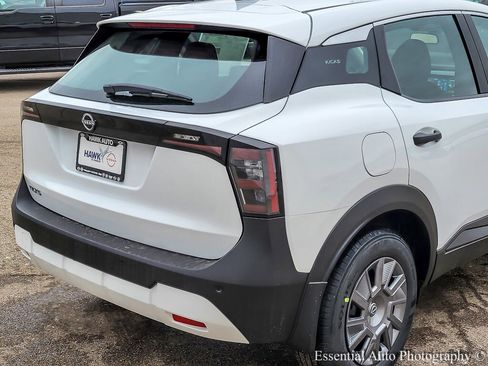 New 2026 Nissan Kicks S image 6