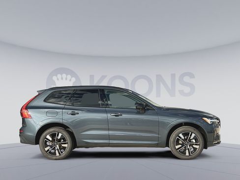 New 2026 Volvo XC60 B5 Core w/ Climate Package AWD/4WD image 8