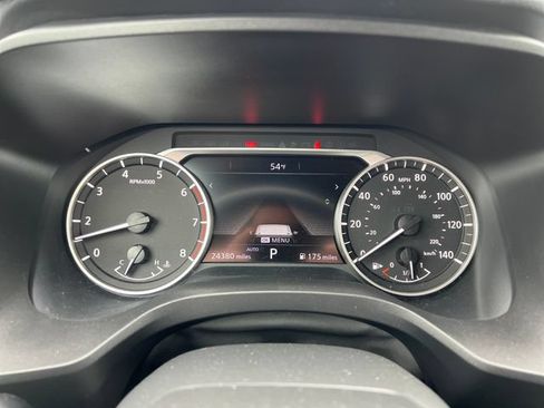 Used 2025 Nissan Rogue SV AWD/4WD image 20