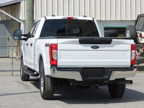 Used 2022 Ford F250 XL w/ Power Equipment Group AWD/4WD image 6