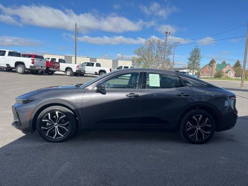 Used 2024 Toyota Crown XLE image 7