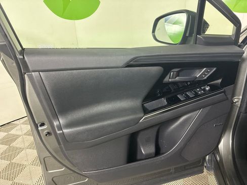 Certified 2023 Subaru Solterra Limited image 11