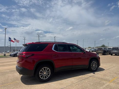 Used 2023 Chevrolet Traverse LT FWD image 22