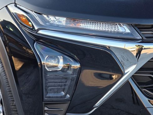 Used 2025 Chevrolet Trax LS w/ Driver Confidence Package image 8