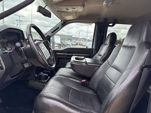 Used 2010 Ford F350 Lariat image 8