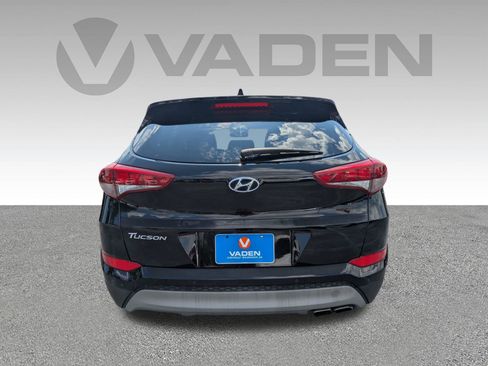 Used 2018 Hyundai Tucson Value w/ Cargo Package FWD image 27
