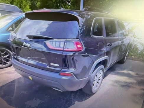 Used 2022 Jeep Cherokee Latitude Lux AWD/4WD image 2
