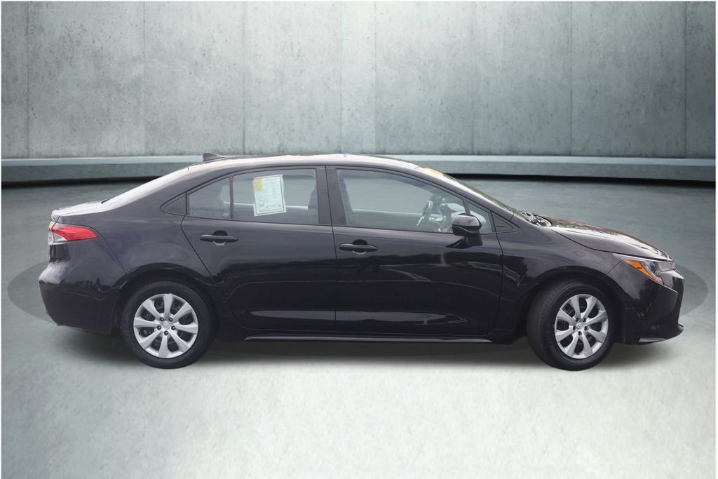 Certified 2024 Toyota Corolla LE FWD image 16