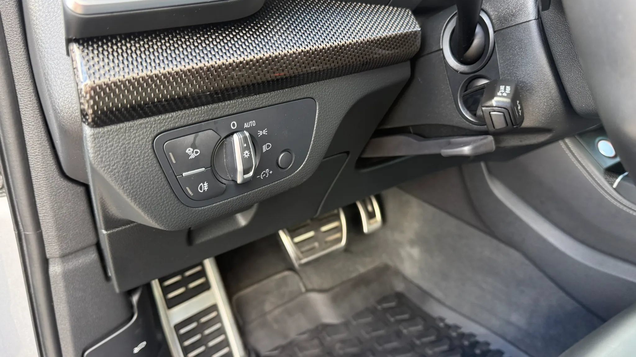 Used 2020 Audi SQ5 Premium Plus AWD/4WD image 20