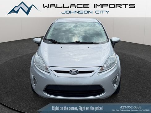 Used 2012 Ford Fiesta SES FWD image 8