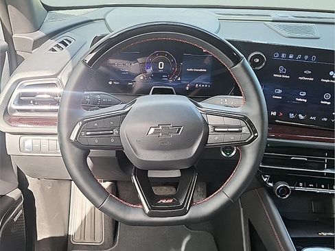 Used 2026 Chevrolet Traverse RS AWD/4WD image 18