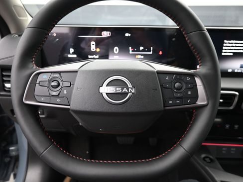 New 2026 Nissan Sentra SR FWD image 11