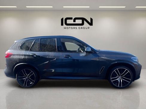 Used 2021 BMW X5 M50i w/ Premium Package image 7
