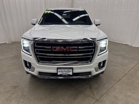Used 2021 GMC Yukon SLT image 2