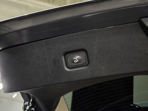 Used 2021 Lincoln Nautilus Reserve w/ Monochromatic Package image 44