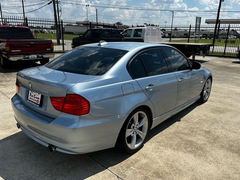 Used 2010 BMW 335i Sedan RWD image 5