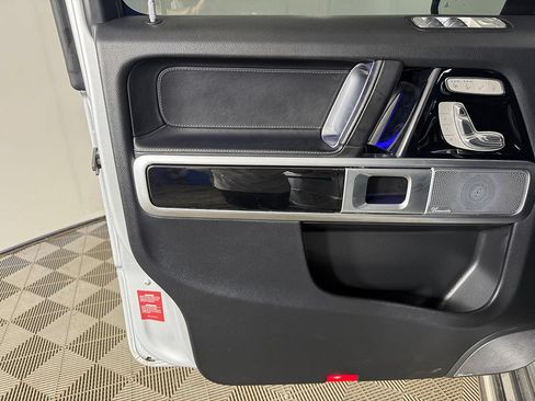 Used 2021 Mercedes-Benz G 63 AMG 4MATIC w/ Seat Comfort Package image 25