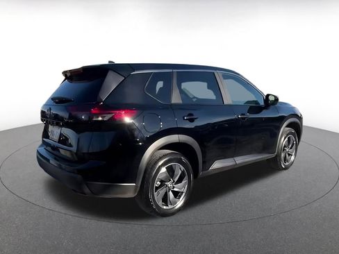 Used 2025 Nissan Rogue SV image 15