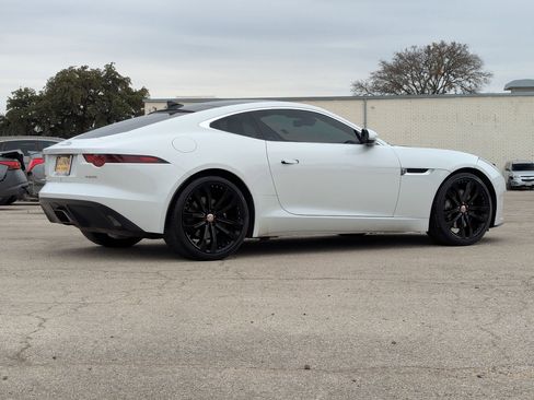 Used 2019 Jaguar F-TYPE Coupe image 4