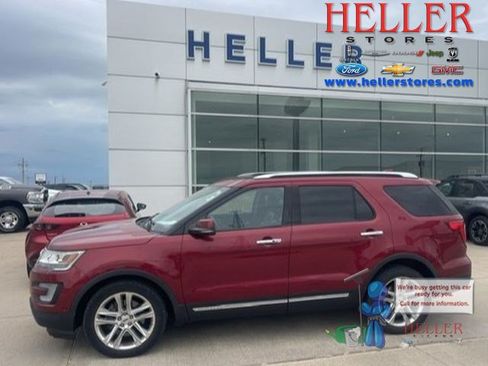 Used 2017 Ford Explorer Limited w/ Equipment Group 301A FWD image 1
