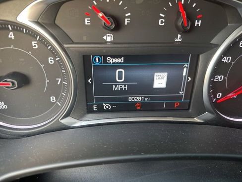 Used 2018 GMC Terrain Denali w/ Advanced Safety Package image 15