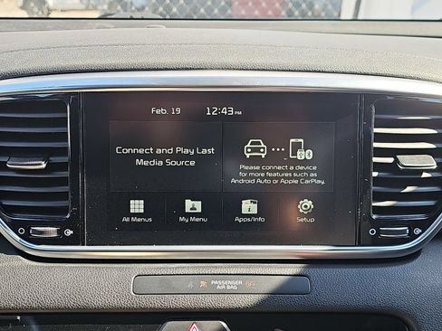 Used 2022 Kia Sportage EX AWD/4WD image 11