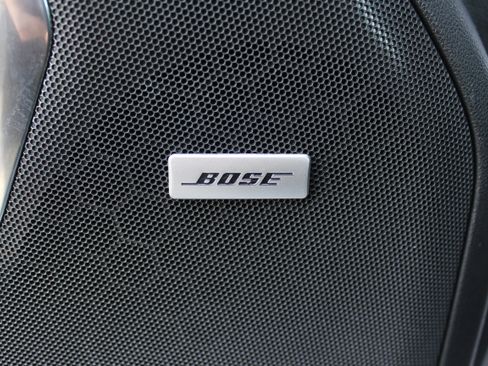 Used 2023 Chevrolet Suburban LT image 25